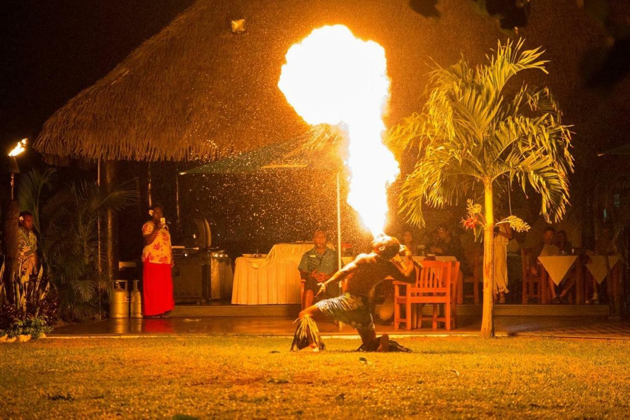 セーフ ランディング エコ-ロッジ Naisisili エクステリア 写真